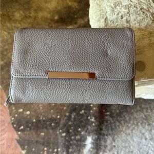 Grey Clutch